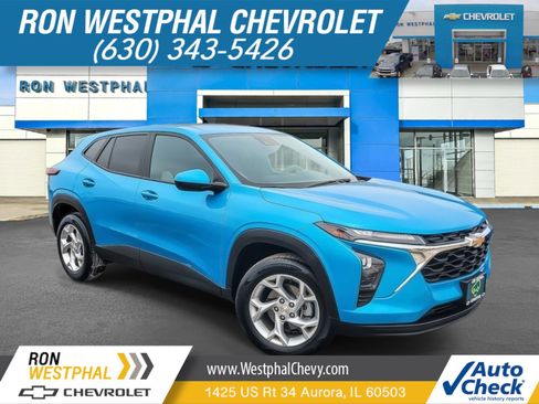Certified 2025 Chevrolet Trax LS w/ LS Convenience Package image 1