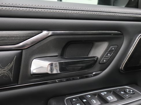Used 2023 RAM 1500 Limited AWD/4WD image 46