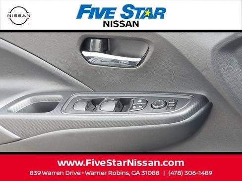 Used 2025 Nissan Versa SV w/ Trunk Package FWD image 28