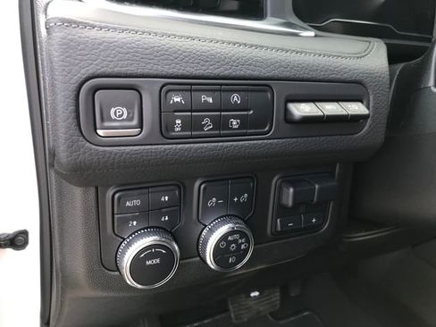 Certified 2024 GMC Yukon Denali w/ Max Trailering Package image 30