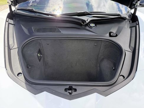 Used 2024 Chevrolet Corvette Z06 RWD image 13