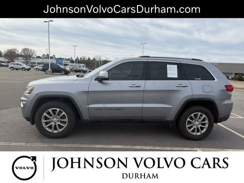 Used 2021 Jeep Grand Cherokee Laredo image 8