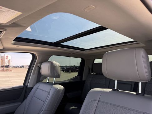 Used 2024 Toyota Tundra Limited image 27