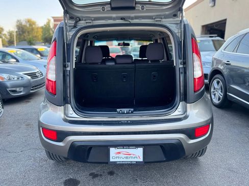 Used 2013 Kia Soul EV image 8