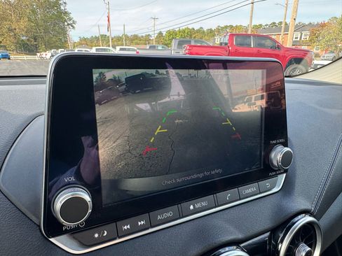 Used 2023 Nissan Sentra SV image 23