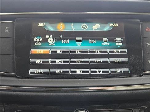 Used 2019 Buick Enclave Premium image 11