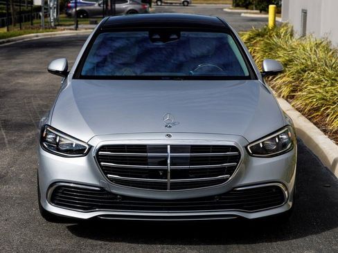 Used 2023 Mercedes-Benz S 580 S 580 image 8
