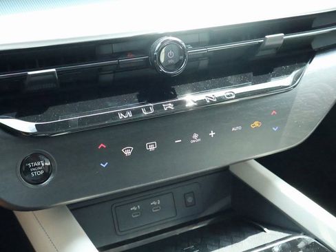 New 2025 Nissan Murano SL image 13