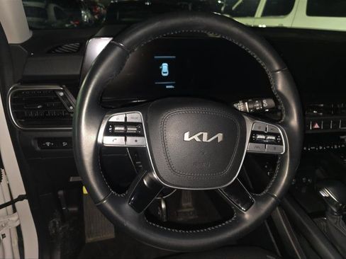 Used 2025 Kia Telluride S image 4