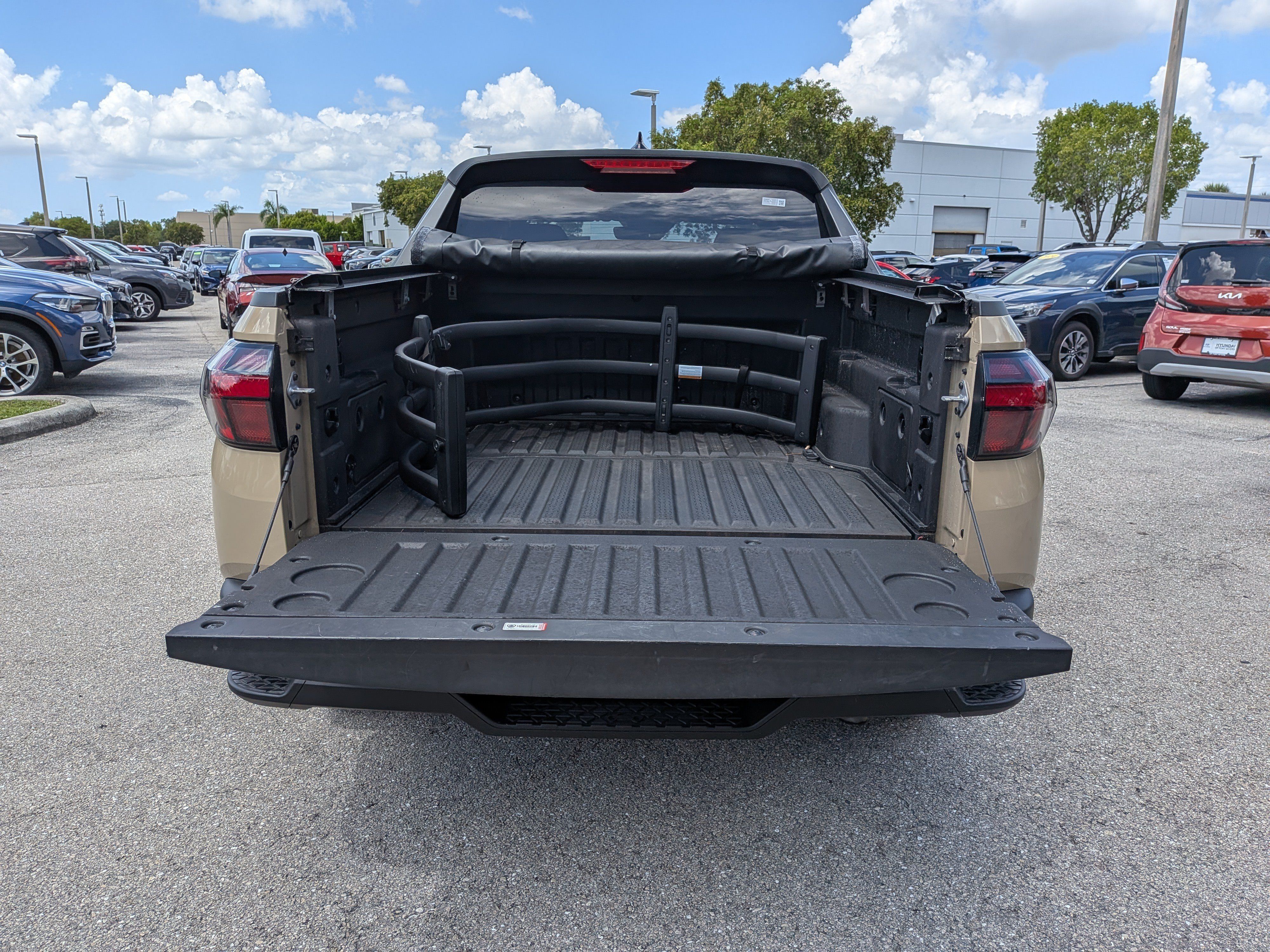 Used 2024 Hyundai Santa Cruz SE FWD image 13