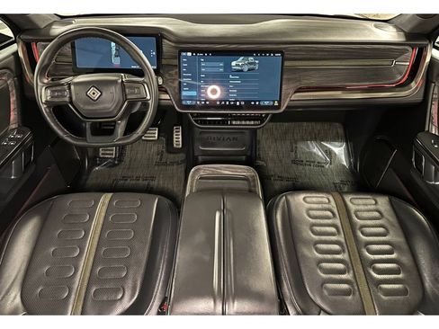 Used 2022 Rivian R1T Adventure AWD/4WD image 23