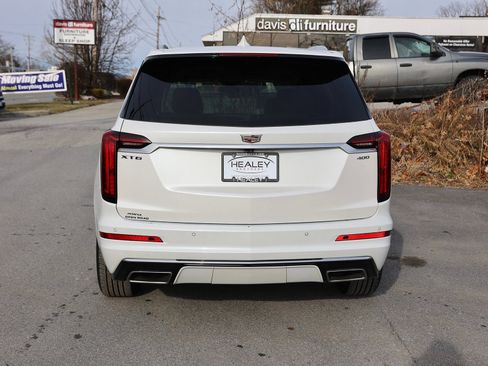 Used 2024 Cadillac XT6 Premium Luxury image 6