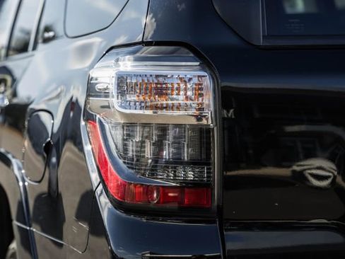 Used 2021 Toyota 4Runner Limited image 8