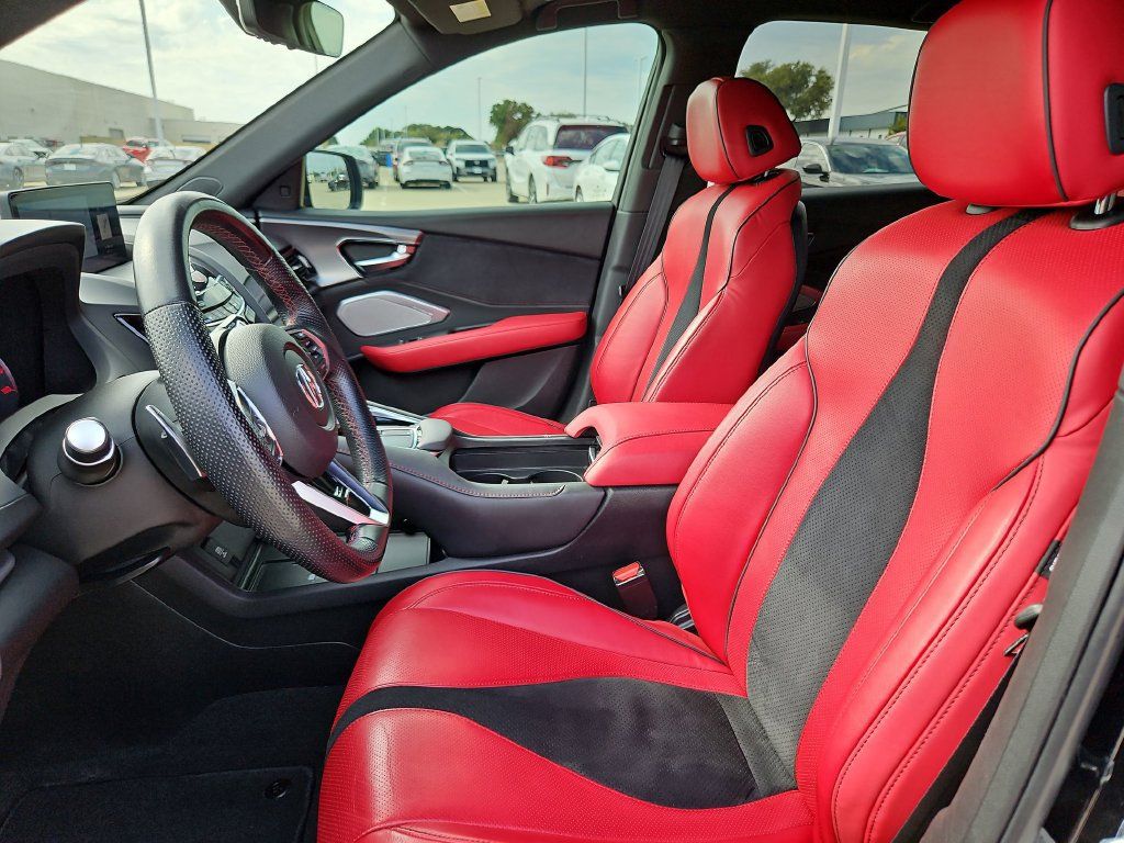 Used 2023 Acura RDX w/ Advance Package FWD image 9