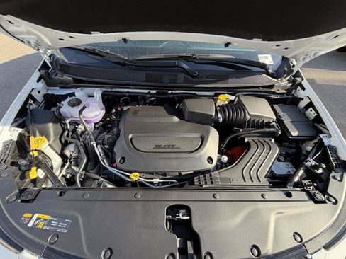 New 2026 Chrysler Pacifica Pinnacle FWD image 24