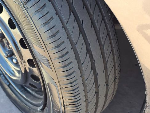 Used 2006 Toyota Corolla CE image 17