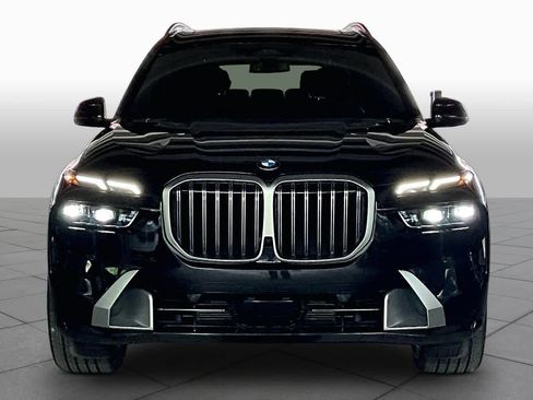 Used 2026 BMW X7 xDrive40i AWD/4WD image 3