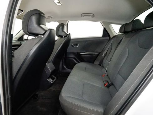 Certified 2025 Kia K4 FWD image 23