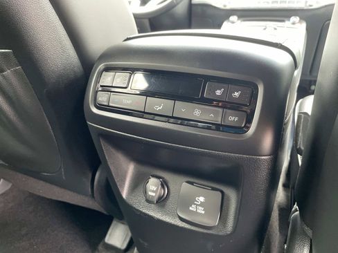 Certified 2021 Hyundai Palisade Calligraphy w/ Cargo Package image 25