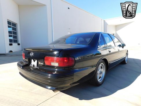 Used 1994 Chevrolet Impala SS image 10