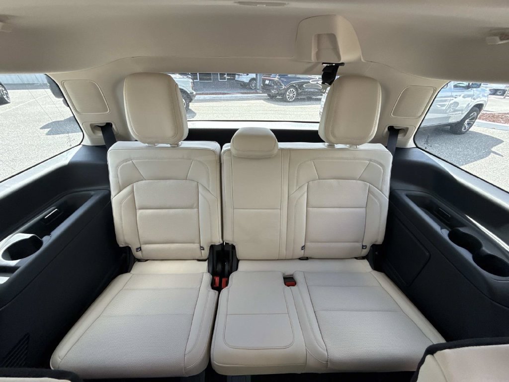 New 2027 Lincoln Navigator Reserve AWD/4WD image 19