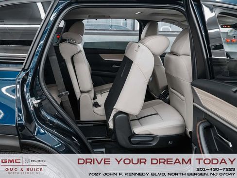 Used 2024 MAZDA CX-90 Plug-In Hybrid w/ Preferred image 35