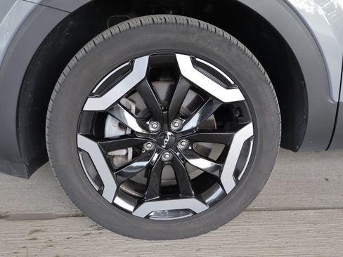 Used 2023 Kia Telluride S AWD/4WD image 24