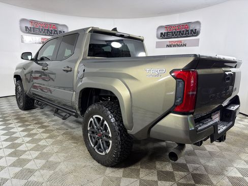 Used 2026 Toyota Tacoma TRD Sport RWD image 6