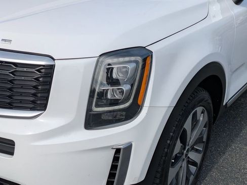 Used 2022 Kia Telluride EX w/ EX Premium Package image 9