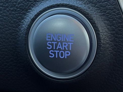 New 2025 Hyundai Sonata Limited image 18