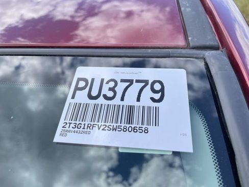 Used 2025 Toyota RAV4 LE AWD/4WD image 9