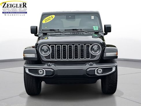 Certified 2024 Jeep Wrangler Sahara image 2