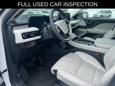 Used 2025 Lincoln Aviator Reserve w/ Equipment Group 201A AWD/4WD image 7