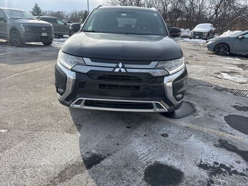 Used 2019 Mitsubishi Outlander SEL image 2