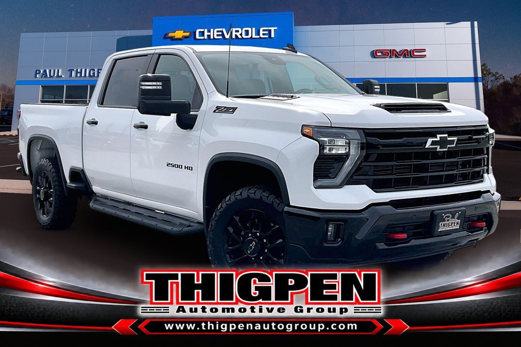 Used 2026 Chevrolet Silverado 2500 LT w/ Trail Boss Package AWD/4WD image 1