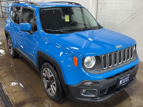 Used 2015 Jeep Renegade Latitude w/ Popular Equipment Group image 2