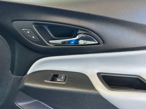 New 2024 Chevrolet Equinox LS image 22