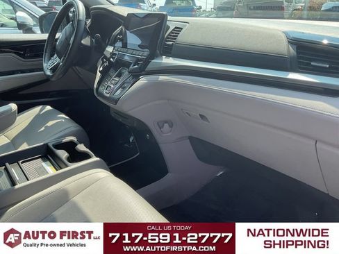 Used 2018 Honda Odyssey Elite image 16