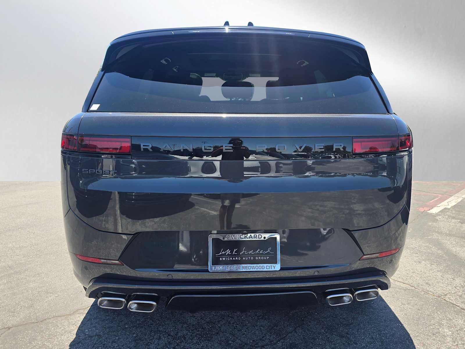 New 2026 Land Rover Range Rover Sport Dynamic SE AWD/4WD image 4