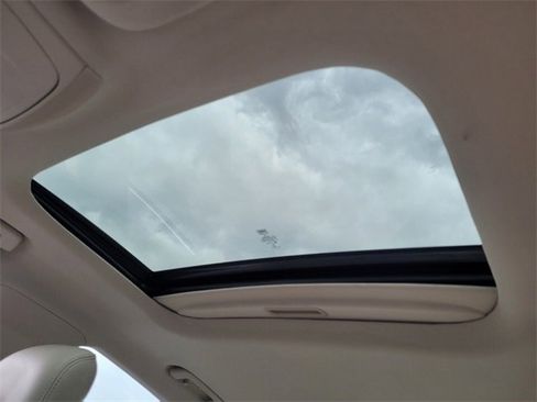 Used 2019 Lincoln MKZ Reserve w/ Reserve Plus Package image 16