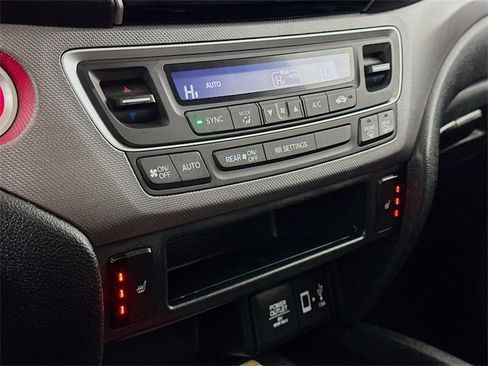 Used 2023 Honda Ridgeline RTL-E image 24