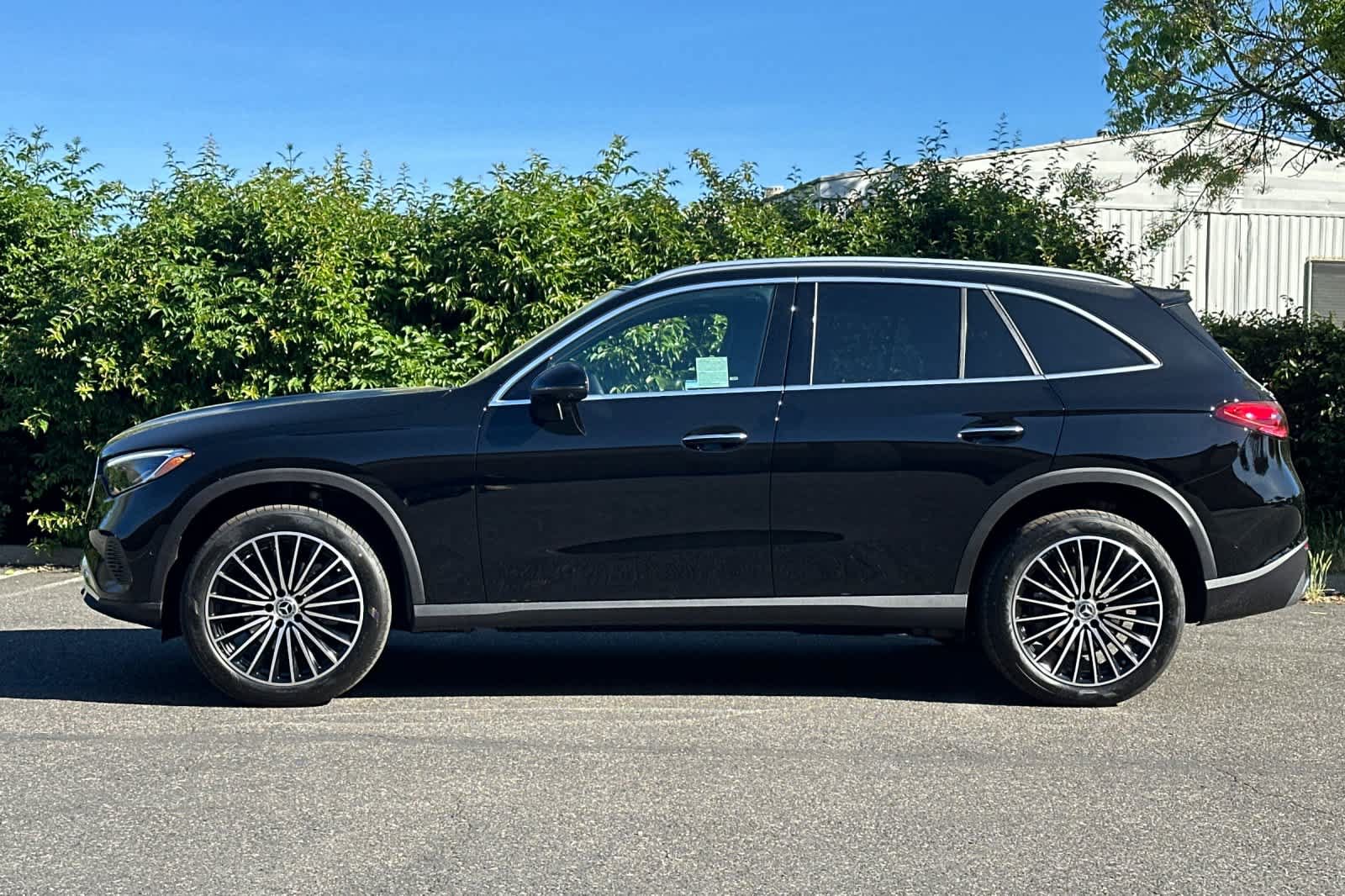 Certified 2026 Mercedes-Benz GLC 300 4MATIC image 6