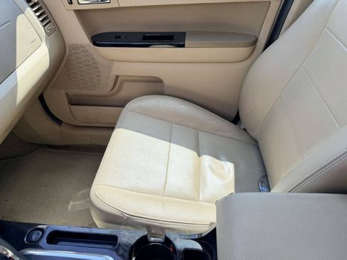 Used 2012 Ford Escape Limited AWD/4WD image 13