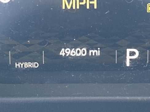 Used 2021 Jeep Wrangler Unlimited Sahara w/ Cold Weather Group image 28