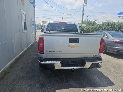 Used 2019 Chevrolet Colorado W/T w/ WT Convenience Package image 5