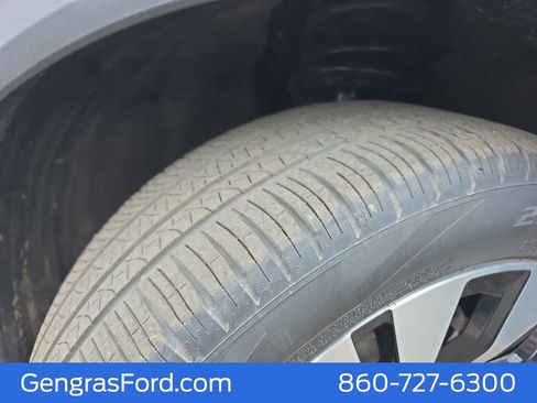 Certified 2025 Ford Explorer Platinum w/ LUX Leather Package AWD/4WD image 37