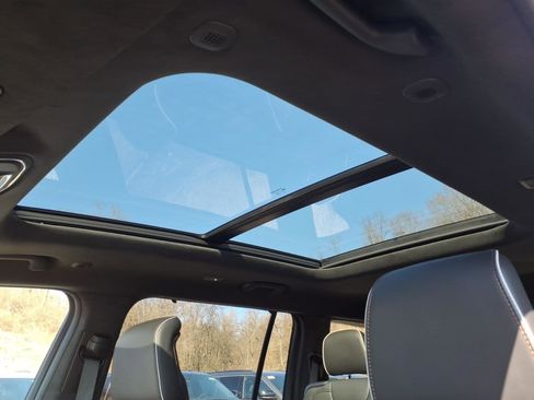 New 2026 Jeep Grand Cherokee L Summit image 9