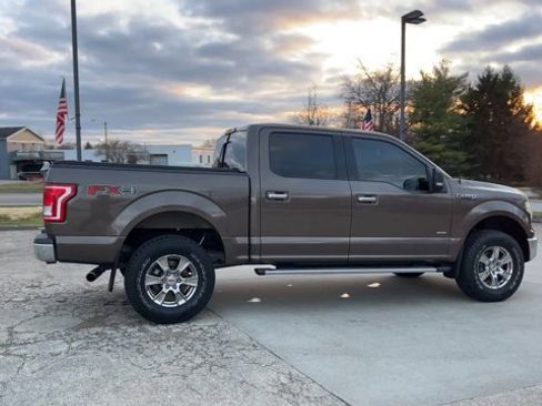 Used 2015 Ford F150 XLT w/ Equipment Group 302A Luxury image 9