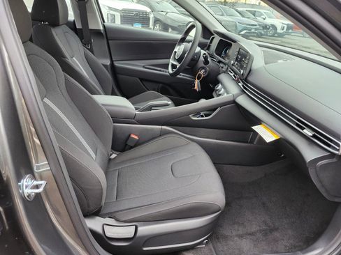 New 2026 Hyundai Elantra SE w/ Cargo Package FWD image 11