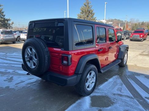 Certified 2018 Jeep Wrangler Unlimited Sport S image 6